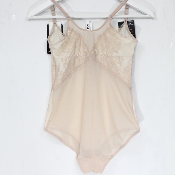 Maidenform Shapewear NEW One Piece Women Bodysuit small Firm control - Picture 4 of 7